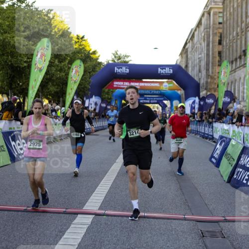 01.09.2024 - BARMER Alsterlauf Kathrin Stürmer Photography http://msf.ph/oto/6970061 01.09.2024 09:57:43 Ziel 2172, 2465, 2680, 3004, 3227, 3414, 3501, 3624, 3626, 3675, 3927, 4047, 4050, 4076, 4345, 4826, 4981, 8206, 2678, 2770, 2905, 2925, 2944, 3214, 3464, 3783, 3951, 4150, 4440, 4510, 4907, 4998, 5065, 5292, 8060, 8067, 8084, 8102, 8137, 8172, 8242 meine-sportfotos.de