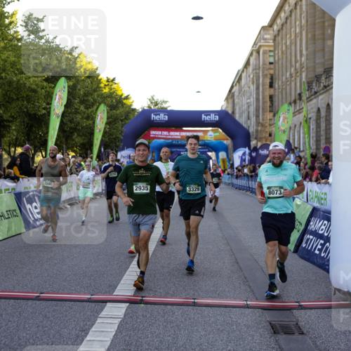 01.09.2024 - BARMER Alsterlauf Kathrin Stürmer Photography http://msf.ph/oto/6970411 01.09.2024 10:01:22 Ziel 2059, 2289, 2290, 3107, 3134, 3275, 3722, 3752, 3817, 3950, 4068, 4070, 4220, 4287, 4446, 4665, 4759, 4771, 4945, 5081, 5096, 5111, 5296, 8062, 2004, 2040, 2250, 2315, 2486, 2935, 2973, 3137, 3329, 3957, 3968, 4191, 4192, 4354, 4466, 4559, 4602, 5224, 5225, 8073, 8245, 8302, 8363 meine-sportfotos.de