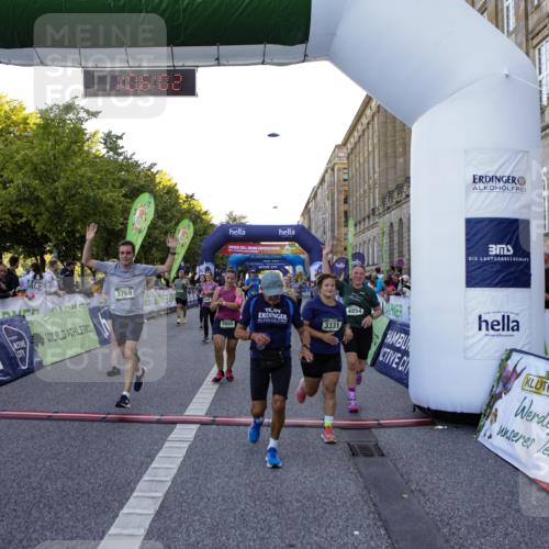 01.09.2024 - BARMER Alsterlauf Kathrin Stürmer Photography http://msf.ph/oto/6970879 01.09.2024 10:06:00 Ziel 2498, 3947, 3948, 4181, 4245, 4690, 4702, 4870, 4929, 4957, 8231, 2169, 2170, 2265, 2292, 2499, 2592, 2858, 2892, 2983, 3005, 3199, 3331, 3444, 3627, 3665, 3769, 3835, 4517, 4633, 4798, 4801, 4854, 5021, 5022, 5066, 5180 meine-sportfotos.de