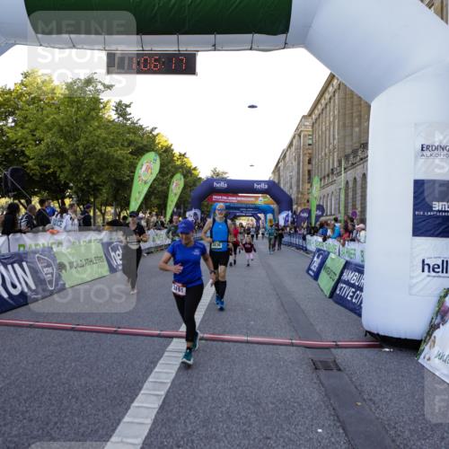 01.09.2024 - BARMER Alsterlauf Kathrin Stürmer Photography http://msf.ph/oto/6970916 01.09.2024 10:06:15 Ziel 2362, 2498, 2546, 2622, 2819, 2842, 2846, 3081, 3307, 3406, 3497, 3500, 3532, 3533, 3535, 3845, 3893, 3917, 4073, 4245, 4442, 4547, 4548, 4676, 5159, 5307, 2076, 2214, 2418, 2739, 2892, 3062, 3161, 3256, 3299, 3436, 3490, 3514, 3944, 4016, 4060, 4465, 4730, 5067, 5160, 8027, 8359 meine-sportfotos.de