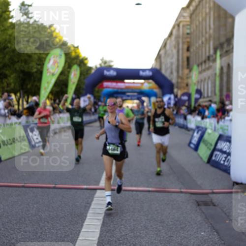 01.09.2024 - BARMER Alsterlauf Kathrin Stürmer Photography http://msf.ph/oto/6971192 01.09.2024 10:08:42 Ziel 2085, 2142, 2434, 3346, 3508, 3554, 3855, 4131, 4132, 4469, 4552, 4653, 4863, 4868, 4991, 8374, 8375, 2063, 2301, 2694, 2781, 2817, 3009, 3068, 3224, 3233, 3236, 3270, 4296, 4464, 4472, 4732, 5172, 5221, 5235 meine-sportfotos.de