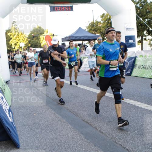 01.09.2024 - BARMER Alsterlauf Kathrin Stürmer Photography http://msf.ph/oto/6976649 01.09.2024 09:13:00 Ziel  meine-sportfotos.de