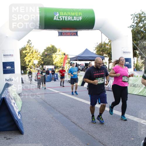 01.09.2024 - BARMER Alsterlauf Kathrin Stürmer Photography http://msf.ph/oto/6976966 01.09.2024 09:08:53 Ziel  meine-sportfotos.de