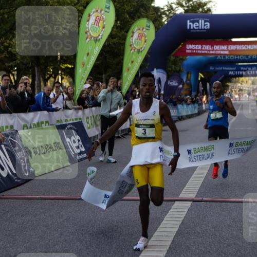 01.09.2024 - BARMER Alsterlauf Kathrin Stürmer Photography http://msf.ph/oto/6976991 01.09.2024 09:28:55 Ziel 3, 7 meine-sportfotos.de