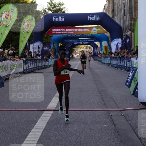 01.09.2024 - BARMER Alsterlauf Kathrin Stürmer Photography http://msf.ph/oto/6977022 01.09.2024 09:32:38 Ziel 9, 17, 33, 4884, 5048 meine-sportfotos.de