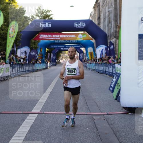 01.09.2024 - BARMER Alsterlauf Kathrin Stürmer Photography http://msf.ph/oto/6977039 01.09.2024 09:32:51 Ziel 9, 4884 meine-sportfotos.de