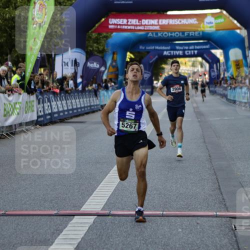 01.09.2024 - BARMER Alsterlauf Kathrin Stürmer Photography http://msf.ph/oto/6977068 01.09.2024 09:35:59 Ziel 2906, 5095, 5267 meine-sportfotos.de