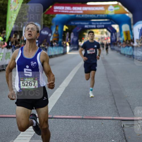 01.09.2024 - BARMER Alsterlauf Kathrin Stürmer Photography http://msf.ph/oto/6977073 01.09.2024 09:36:00 Ziel 2906, 5095, 5267 meine-sportfotos.de