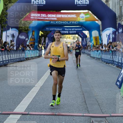 01.09.2024 - BARMER Alsterlauf Kathrin Stürmer Photography http://msf.ph/oto/6977077 01.09.2024 09:36:10 Ziel 2527, 5095, 8023, 8382 meine-sportfotos.de