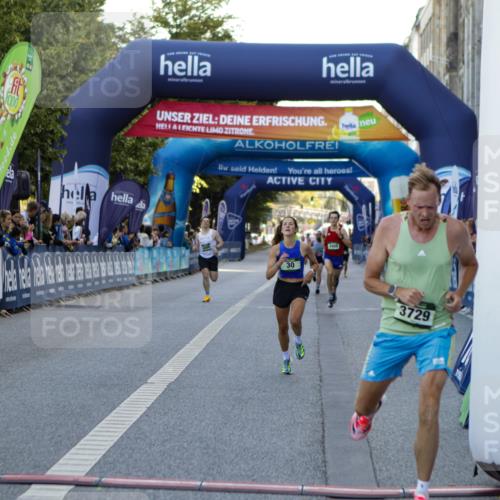 01.09.2024 - BARMER Alsterlauf Kathrin Stürmer Photography http://msf.ph/oto/6977090 01.09.2024 09:36:26 Ziel 30, 2483, 3729, 4455, 4886, 4900, 5011 meine-sportfotos.de