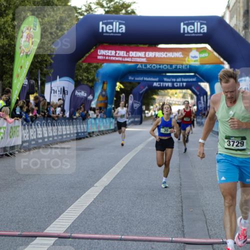 01.09.2024 - BARMER Alsterlauf Kathrin Stürmer Photography http://msf.ph/oto/6977092 01.09.2024 09:36:27 Ziel 30, 2212, 2483, 3251, 3729, 4455, 4886, 4900, 5011 meine-sportfotos.de