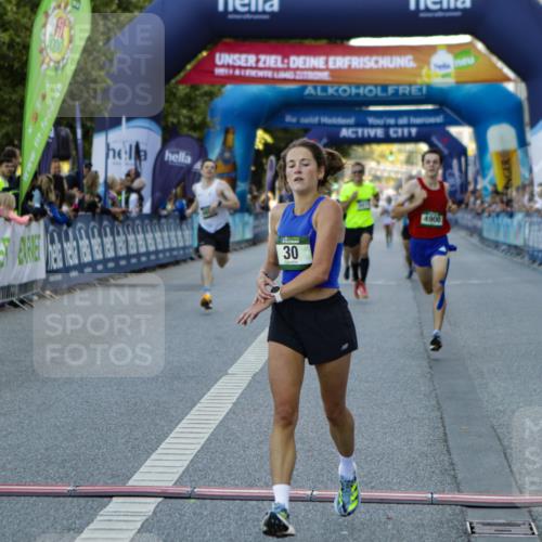 01.09.2024 - BARMER Alsterlauf Kathrin Stürmer Photography http://msf.ph/oto/6977095 01.09.2024 09:36:29 Ziel 30, 2212, 2483, 3251, 4114, 4455, 4886, 4900, 5011, 8047 meine-sportfotos.de