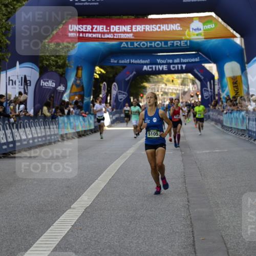 01.09.2024 - BARMER Alsterlauf Kathrin Stürmer Photography http://msf.ph/oto/6977118 01.09.2024 09:38:52 Ziel 3398, 3793, 4034, 4098, 4229, 4525, 5017, 5044, 5105 meine-sportfotos.de