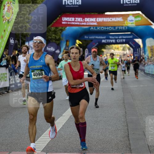 01.09.2024 - BARMER Alsterlauf Kathrin Stürmer Photography http://msf.ph/oto/6977137 01.09.2024 09:38:59 Ziel 3286, 3398, 3585, 3604, 3701, 3793, 4034, 4098, 4229, 4525, 4849, 4955, 5017, 5044, 8360, 8380 meine-sportfotos.de