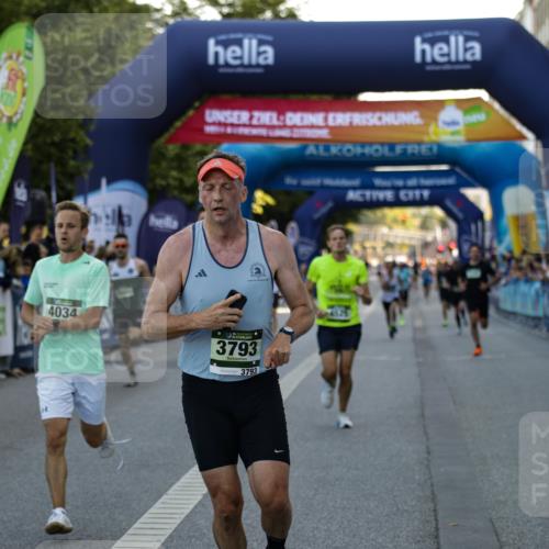 01.09.2024 - BARMER Alsterlauf Kathrin Stürmer Photography http://msf.ph/oto/6977138 01.09.2024 09:39:02 Ziel 3286, 3398, 3585, 3604, 3701, 3793, 4034, 4098, 4229, 4420, 4525, 4849, 4955, 5017, 5044, 8329, 8331, 8360, 8380 meine-sportfotos.de