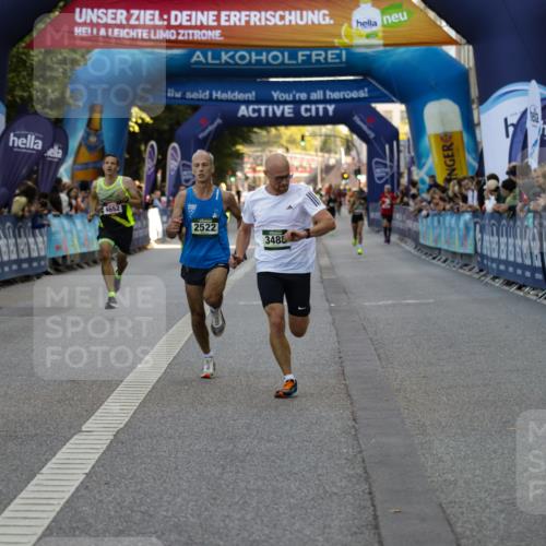 01.09.2024 - BARMER Alsterlauf Kathrin Stürmer Photography http://msf.ph/oto/6977145 01.09.2024 09:39:19 Ziel 2522, 3488, 3921, 3973, 4580, 4652 meine-sportfotos.de