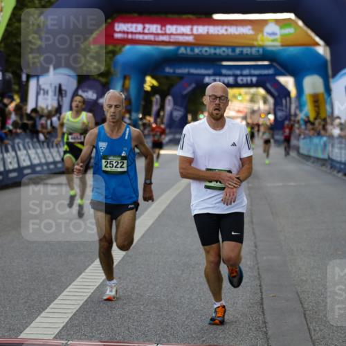 01.09.2024 - BARMER Alsterlauf Kathrin Stürmer Photography http://msf.ph/oto/6977159 01.09.2024 09:39:21 Ziel 2522, 3488, 3921, 3973, 4580, 4652, 5045, 8196 meine-sportfotos.de
