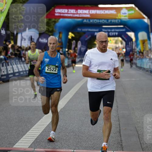 01.09.2024 - BARMER Alsterlauf Kathrin Stürmer Photography http://msf.ph/oto/6977161 01.09.2024 09:39:21 Ziel 2522, 3488, 3921, 3973, 4580, 4652, 5045, 8196 meine-sportfotos.de