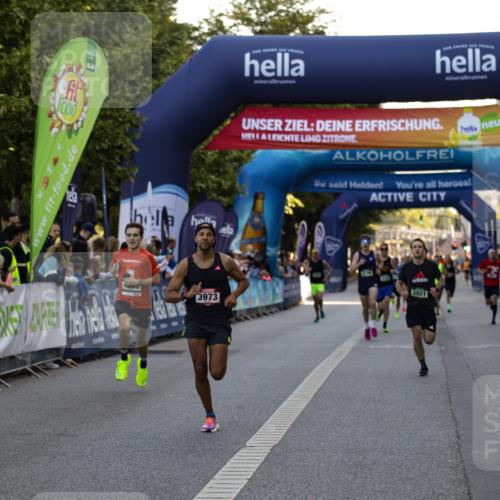 01.09.2024 - BARMER Alsterlauf Kathrin Stürmer Photography http://msf.ph/oto/6977171 01.09.2024 09:39:27 Ziel 2262, 3827, 3921, 3973, 4283, 4388, 4574, 4580, 4652, 5045, 8196 meine-sportfotos.de