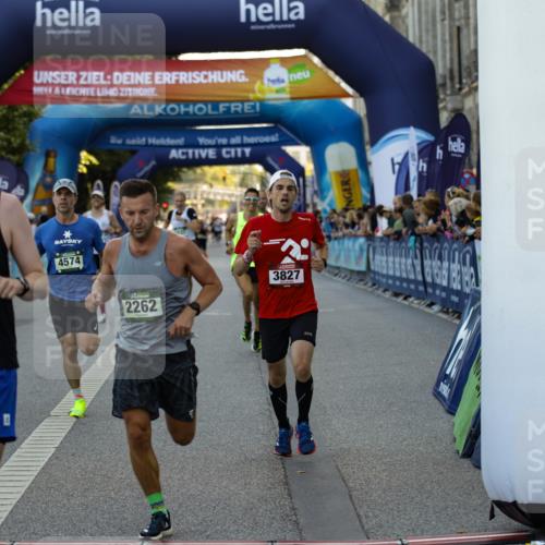 01.09.2024 - BARMER Alsterlauf Kathrin Stürmer Photography http://msf.ph/oto/6977179 01.09.2024 09:39:36 Ziel 1101, 2151, 2262, 3827, 4283, 4388, 4574, 4837, 5045, 8196, 8385 meine-sportfotos.de