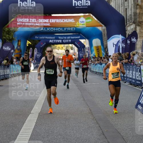 01.09.2024 - BARMER Alsterlauf Kathrin Stürmer Photography http://msf.ph/oto/6977190 01.09.2024 09:39:51 Ziel 3935, 4494, 5248, 5249, 8079, 8182 meine-sportfotos.de