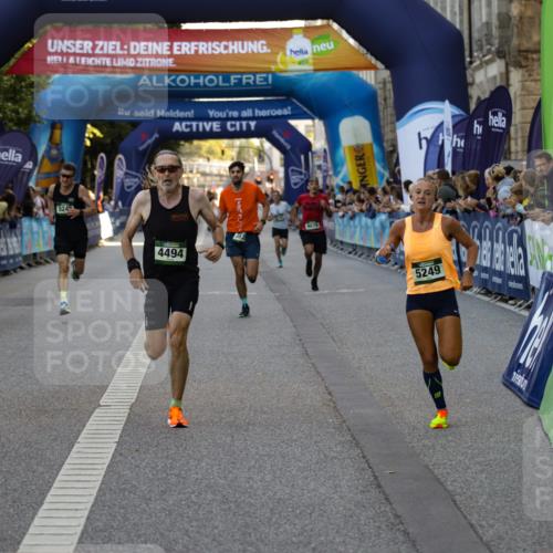 01.09.2024 - BARMER Alsterlauf Kathrin Stürmer Photography http://msf.ph/oto/6977192 01.09.2024 09:39:51 Ziel 3935, 4494, 5248, 5249, 8079, 8182 meine-sportfotos.de