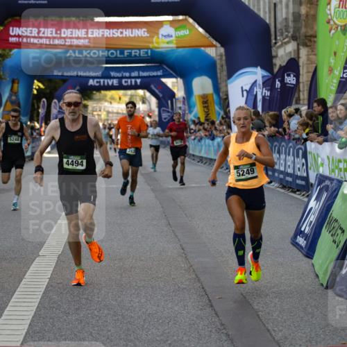 01.09.2024 - BARMER Alsterlauf Kathrin Stürmer Photography http://msf.ph/oto/6977195 01.09.2024 09:39:52 Ziel 3935, 4494, 5248, 5249, 8079, 8182 meine-sportfotos.de