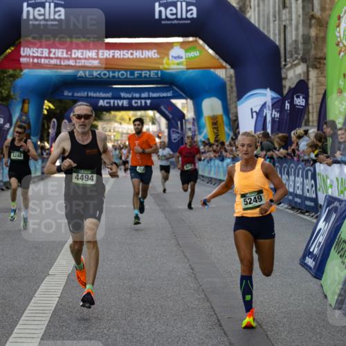 01.09.2024 - BARMER Alsterlauf Kathrin Stürmer Photography http://msf.ph/oto/6977196 01.09.2024 09:39:52 Ziel 3935, 4494, 5248, 5249, 8079, 8182 meine-sportfotos.de