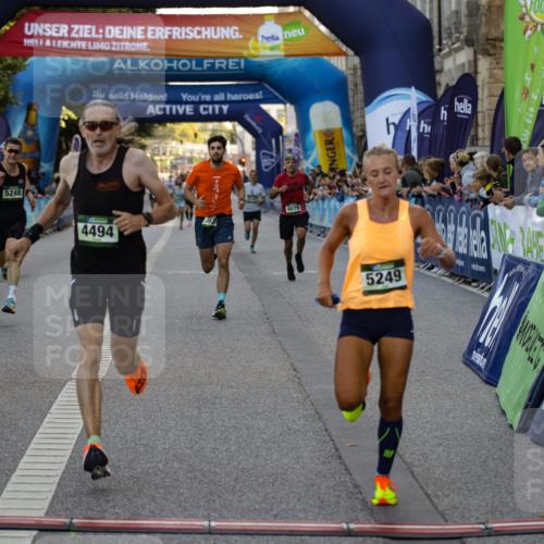01.09.2024 - BARMER Alsterlauf Kathrin Stürmer Photography http://msf.ph/oto/6977199 01.09.2024 09:39:52 Ziel 3935, 4494, 5248, 5249, 8079, 8182 meine-sportfotos.de