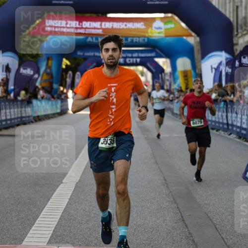01.09.2024 - BARMER Alsterlauf Kathrin Stürmer Photography http://msf.ph/oto/6977202 01.09.2024 09:39:56 Ziel 3101, 3126, 3935, 5248, 8079, 8182 meine-sportfotos.de