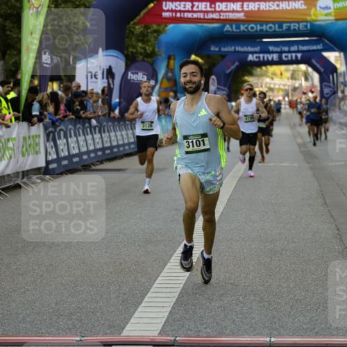 01.09.2024 - BARMER Alsterlauf Kathrin Stürmer Photography http://msf.ph/oto/6977215 01.09.2024 09:40:06 Ziel 2283, 2462, 3101, 3126, 3469, 4156, 4270, 4659, 4795, 5255, 8257, 8368 meine-sportfotos.de
