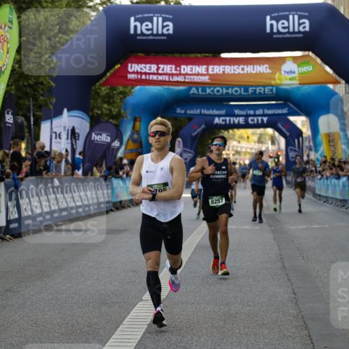 01.09.2024 - BARMER Alsterlauf Kathrin Stürmer Photography http://msf.ph/oto/6977219 01.09.2024 09:40:10 Ziel 2283, 2462, 3126, 3469, 4156, 4270, 4659, 4795, 5255, 8257, 8368 meine-sportfotos.de