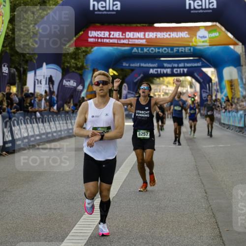 01.09.2024 - BARMER Alsterlauf Kathrin Stürmer Photography http://msf.ph/oto/6977223 01.09.2024 09:40:10 Ziel 2283, 2462, 3126, 3469, 4156, 4270, 4659, 4795, 5255, 8257, 8368 meine-sportfotos.de