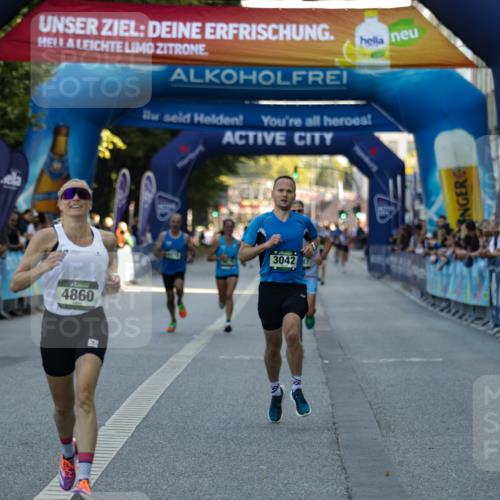 01.09.2024 - BARMER Alsterlauf Kathrin Stürmer Photography http://msf.ph/oto/6977233 01.09.2024 09:40:27 Ziel 3042, 4275, 4787, 4860, 4873, 4978 meine-sportfotos.de