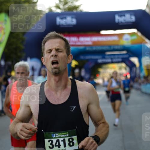 01.09.2024 - BARMER Alsterlauf Kathrin Stürmer Photography http://msf.ph/oto/6977251 01.09.2024 09:40:50 Ziel 2653, 3119, 3418, 3615, 4137, 4515, 4521, 4865, 4949, 5003, 8292 meine-sportfotos.de