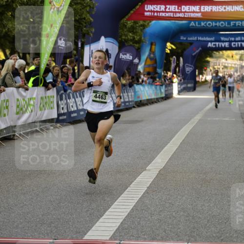 01.09.2024 - BARMER Alsterlauf Kathrin Stürmer Photography http://msf.ph/oto/6977258 01.09.2024 09:41:14 Ziel 2107, 3802, 4463 meine-sportfotos.de