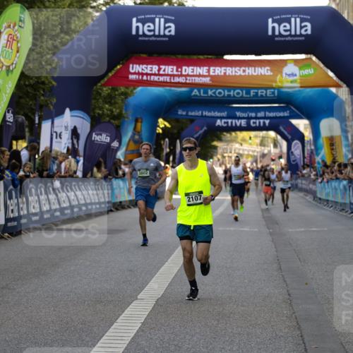 01.09.2024 - BARMER Alsterlauf Kathrin Stürmer Photography http://msf.ph/oto/6977269 01.09.2024 09:41:20 Ziel 2107, 3400, 3802, 3881, 4136, 4615 meine-sportfotos.de