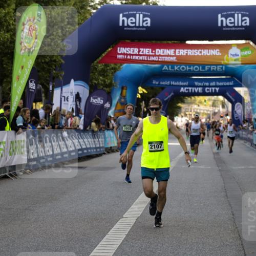 01.09.2024 - BARMER Alsterlauf Kathrin Stürmer Photography http://msf.ph/oto/6977272 01.09.2024 09:41:20 Ziel 2107, 3400, 3802, 3881, 4136, 4615 meine-sportfotos.de