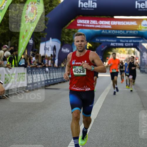 01.09.2024 - BARMER Alsterlauf Kathrin Stürmer Photography http://msf.ph/oto/6977298 01.09.2024 09:41:39 Ziel 2627, 3074, 4529, 5041, 8189, 8213, 8376 meine-sportfotos.de