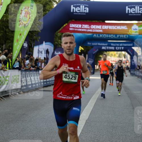 01.09.2024 - BARMER Alsterlauf Kathrin Stürmer Photography http://msf.ph/oto/6977301 01.09.2024 09:41:40 Ziel 2627, 3074, 4529, 5041, 8189, 8213, 8376 meine-sportfotos.de