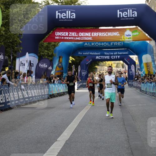 01.09.2024 - BARMER Alsterlauf Kathrin Stürmer Photography http://msf.ph/oto/6977306 01.09.2024 09:41:53 Ziel 2130, 3041, 3372, 4418, 4424, 4511, 4943, 5052, 8030, 8139 meine-sportfotos.de