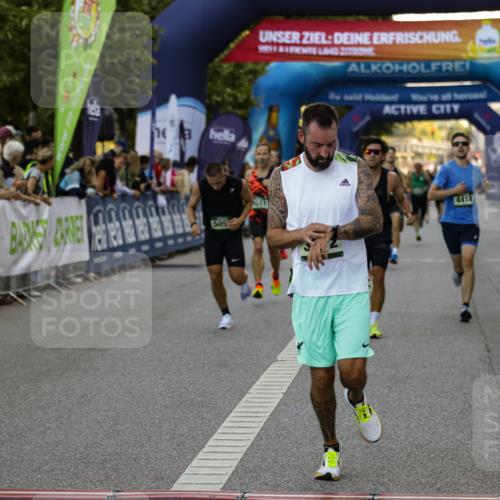 01.09.2024 - BARMER Alsterlauf Kathrin Stürmer Photography http://msf.ph/oto/6977311 01.09.2024 09:41:56 Ziel 2130, 3041, 3372, 4418, 4424, 4511, 4943, 5052, 8030, 8139 meine-sportfotos.de