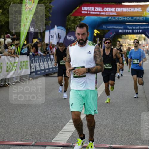 01.09.2024 - BARMER Alsterlauf Kathrin Stürmer Photography http://msf.ph/oto/6977314 01.09.2024 09:41:57 Ziel 2130, 3041, 3372, 4418, 4424, 4511, 4753, 4943, 5052, 8030, 8139 meine-sportfotos.de
