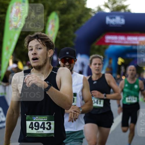 01.09.2024 - BARMER Alsterlauf Kathrin Stürmer Photography http://msf.ph/oto/6977316 01.09.2024 09:42:04 Ziel 2130, 3041, 3933, 4424, 4593, 4753, 4943, 5101, 5300, 8139, 8140 meine-sportfotos.de