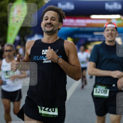 01.09.2024 - BARMER Alsterlauf Kathrin Stürmer Photography http://msf.ph/oto/6977326 01.09.2024 09:42:38 Ziel 4168, 4360, 4675, 4762, 4833, 4834, 4857, 8187, 8209, 8217, 8220 meine-sportfotos.de