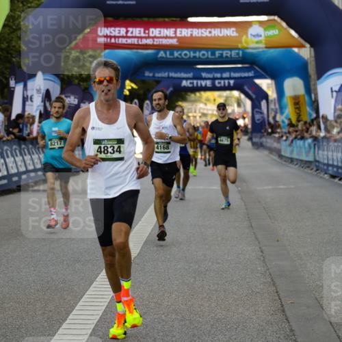 01.09.2024 - BARMER Alsterlauf Kathrin Stürmer Photography http://msf.ph/oto/6977337 01.09.2024 09:42:48 Ziel 2626, 2951, 3481, 4168, 4458, 4675, 4834, 5274, 8217 meine-sportfotos.de