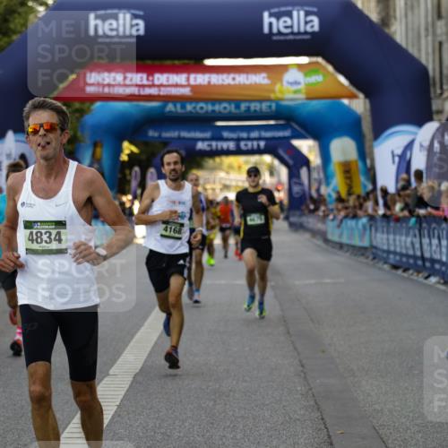 01.09.2024 - BARMER Alsterlauf Kathrin Stürmer Photography http://msf.ph/oto/6977340 01.09.2024 09:42:48 Ziel 2626, 2951, 3481, 4168, 4458, 4675, 4834, 5274, 8217 meine-sportfotos.de