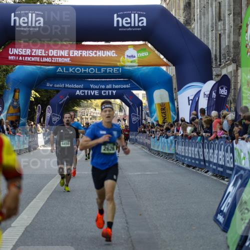01.09.2024 - BARMER Alsterlauf Kathrin Stürmer Photography http://msf.ph/oto/6977353 01.09.2024 09:42:58 Ziel 2492, 2626, 2951, 3114, 3305, 3481, 4049, 4450, 4458, 8132, 8194 meine-sportfotos.de