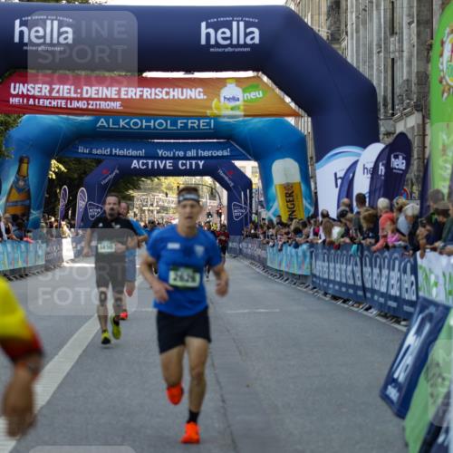 01.09.2024 - BARMER Alsterlauf Kathrin Stürmer Photography http://msf.ph/oto/6977354 01.09.2024 09:42:58 Ziel 2492, 2626, 2951, 3114, 3305, 3481, 4049, 4450, 4458, 8132, 8194 meine-sportfotos.de