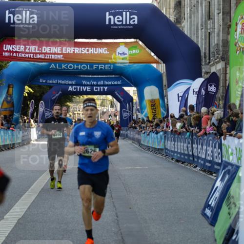 01.09.2024 - BARMER Alsterlauf Kathrin Stürmer Photography http://msf.ph/oto/6977356 01.09.2024 09:42:58 Ziel 2492, 2626, 2951, 3114, 3305, 3481, 4049, 4450, 4458, 8132, 8194 meine-sportfotos.de